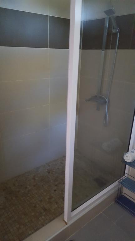 Villa In Le Tamier, 4 Bedrooms, 300M Flic En Flac Beach المظهر الخارجي الصورة