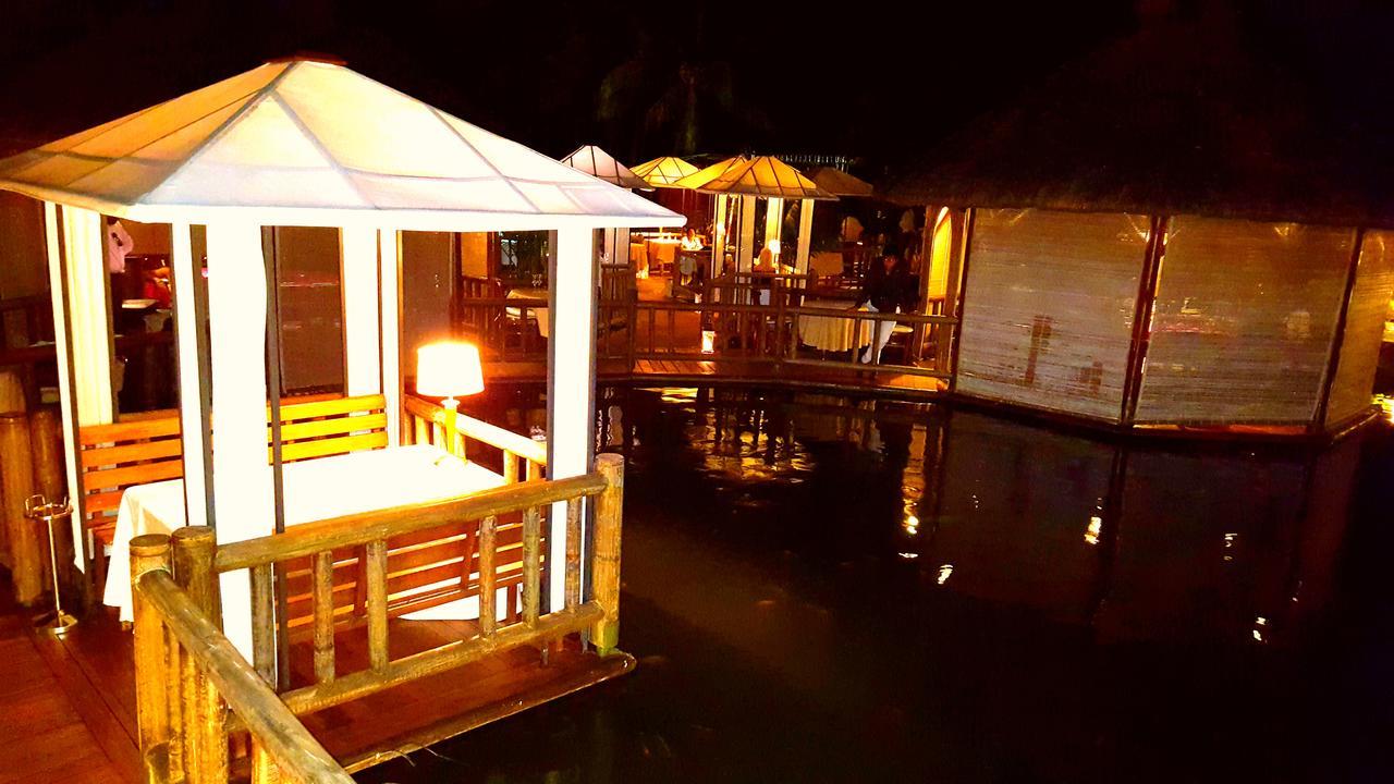 Villa In Le Tamier, 4 Bedrooms, 300M Flic En Flac Beach المظهر الخارجي الصورة