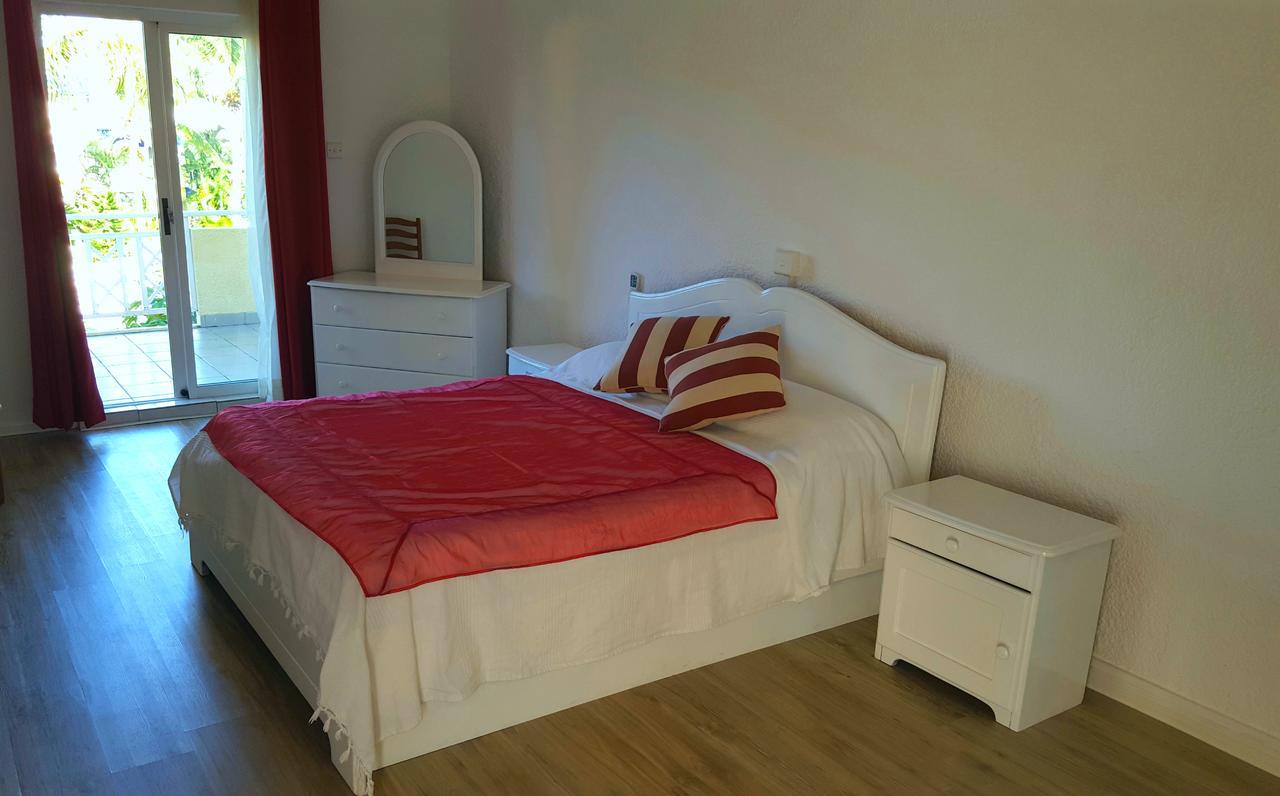 Villa In Le Tamier, 4 Bedrooms, 300M Flic En Flac Beach المظهر الخارجي الصورة